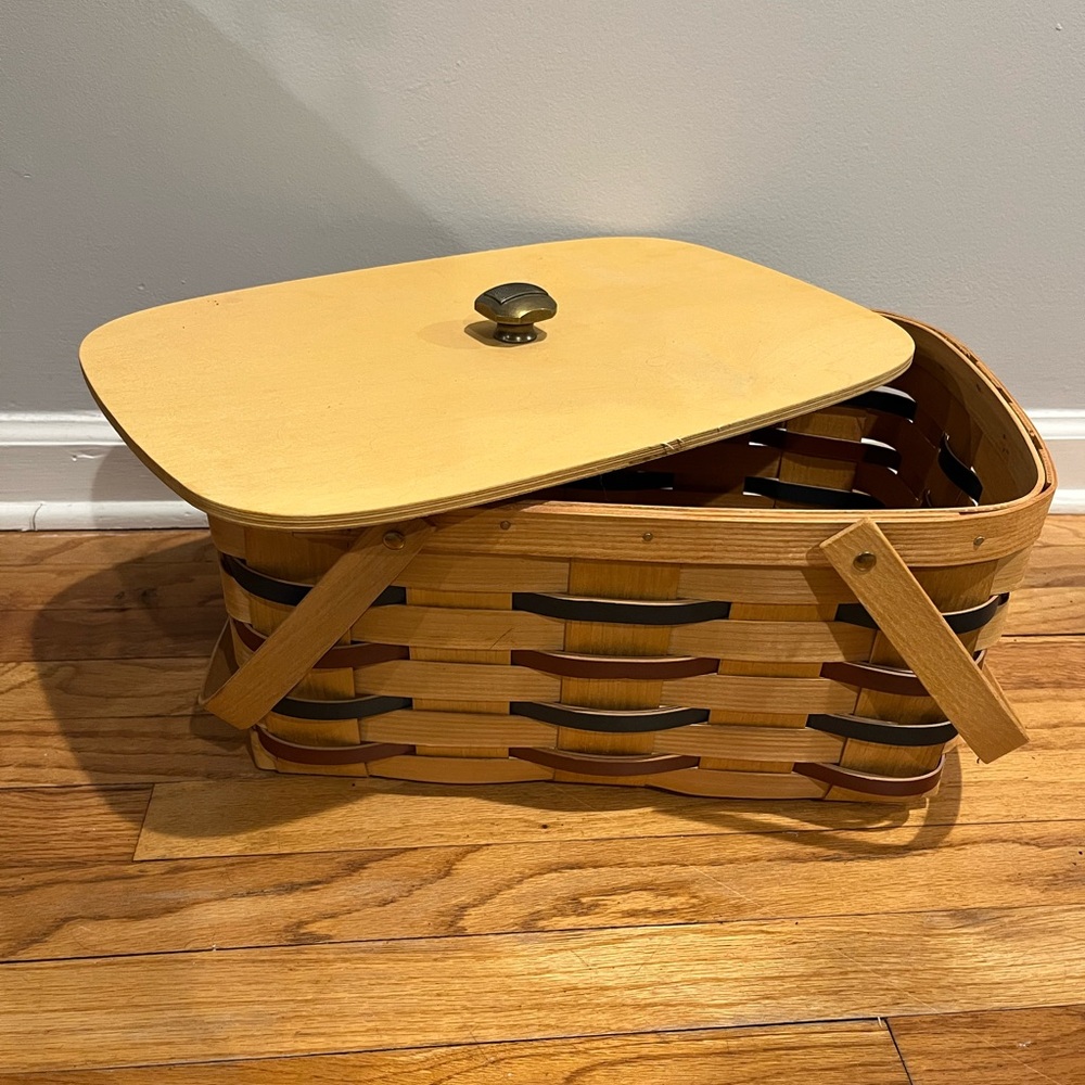 Peterboro Rustic Wooden Picnic Basket with Lid